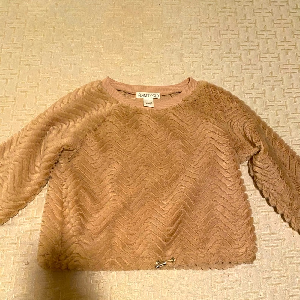 Never used super cute sweater